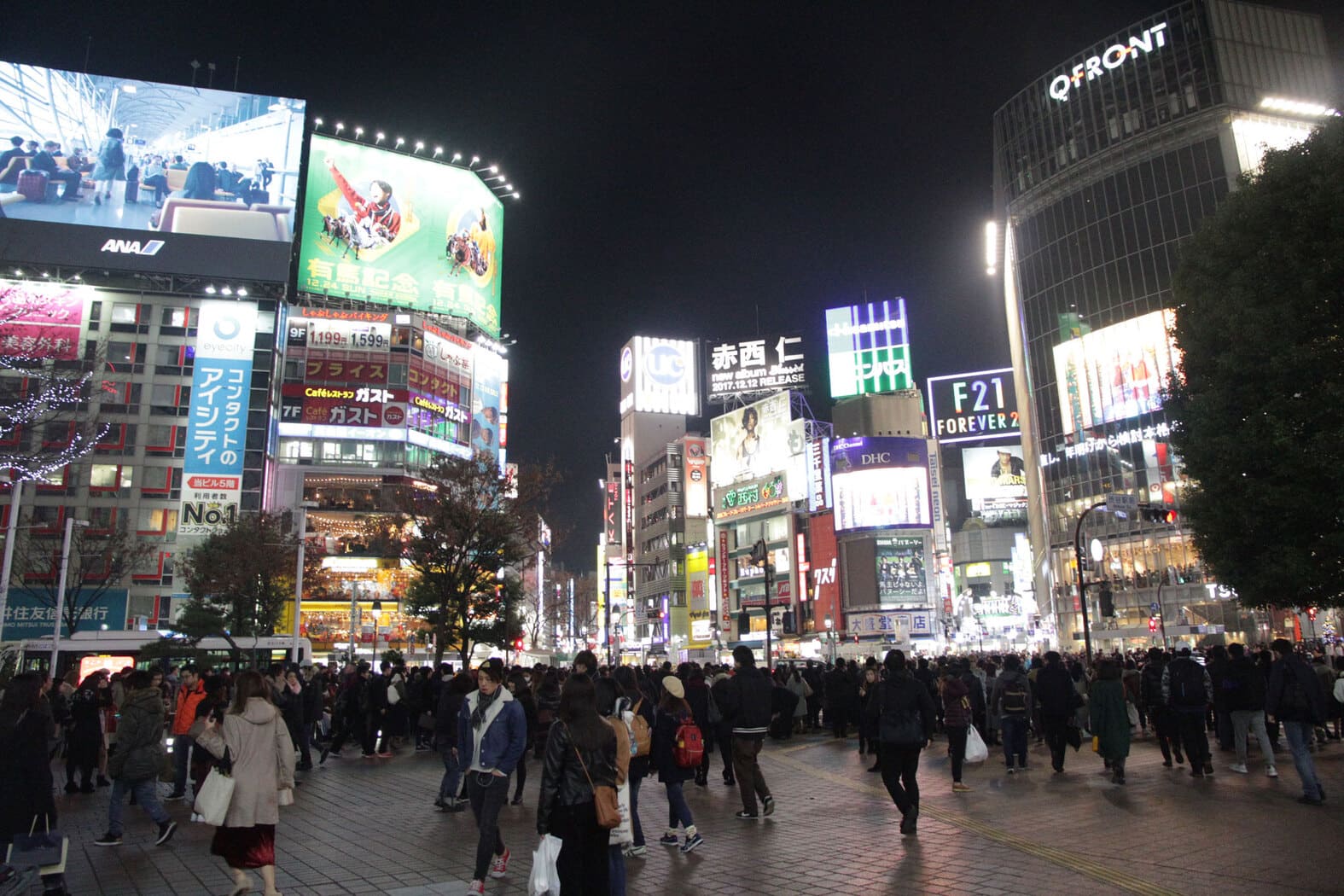 Shibuya scramble crossing