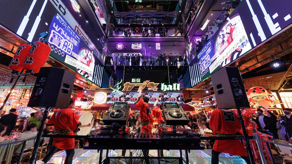 Shinjuku Kabuki Hall - Kabukiyokocho