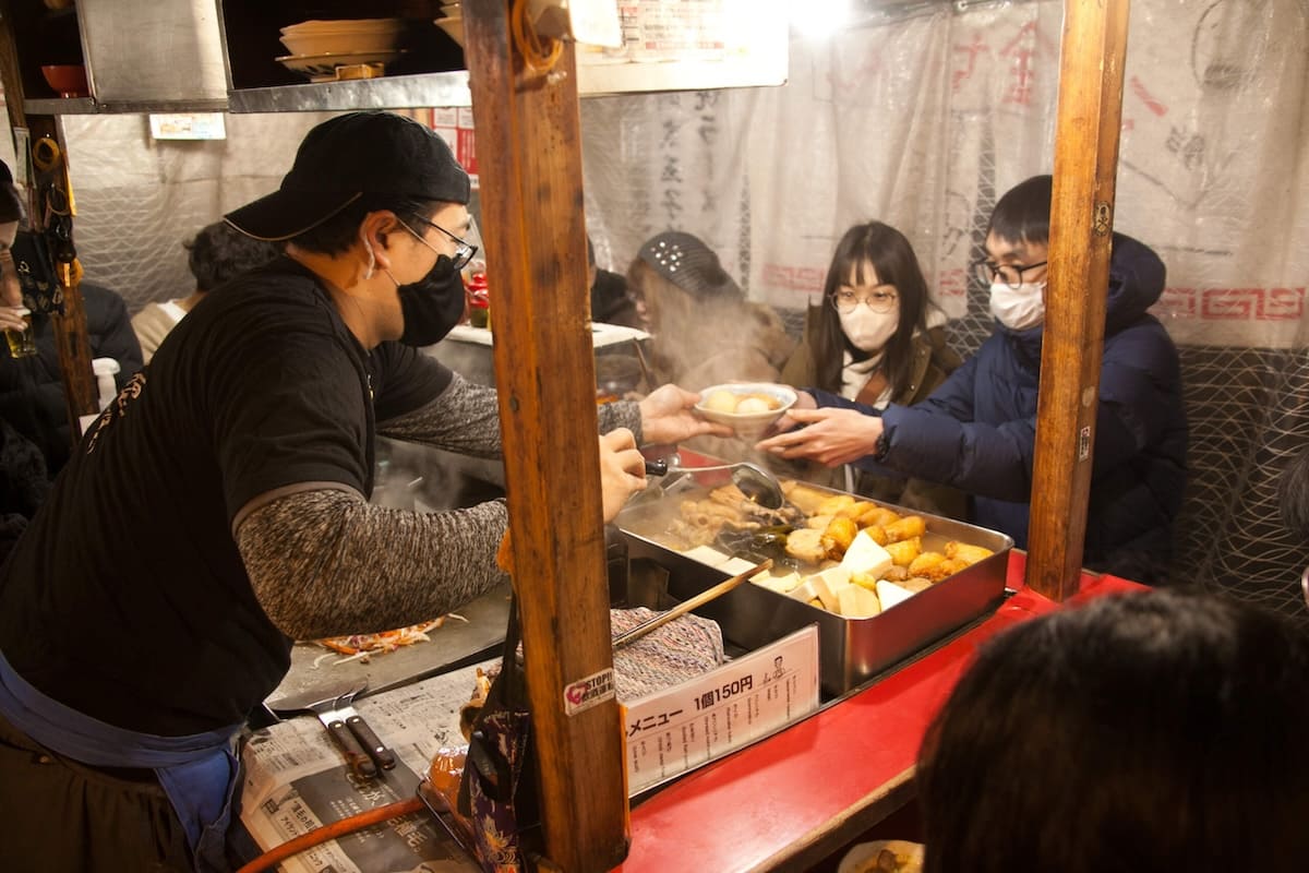 How to Enjoy Fukuoka Food Stalls（Yatai）