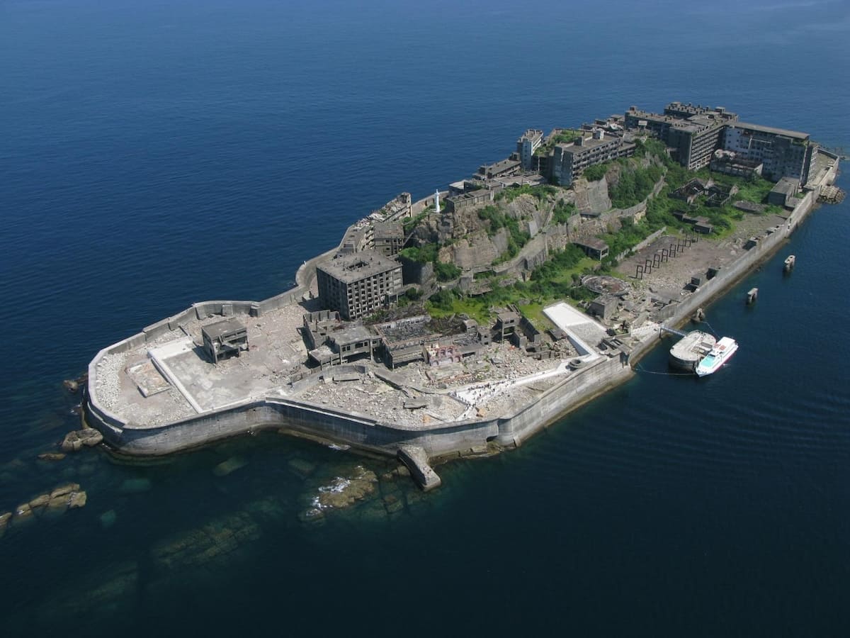 Gunkanjima